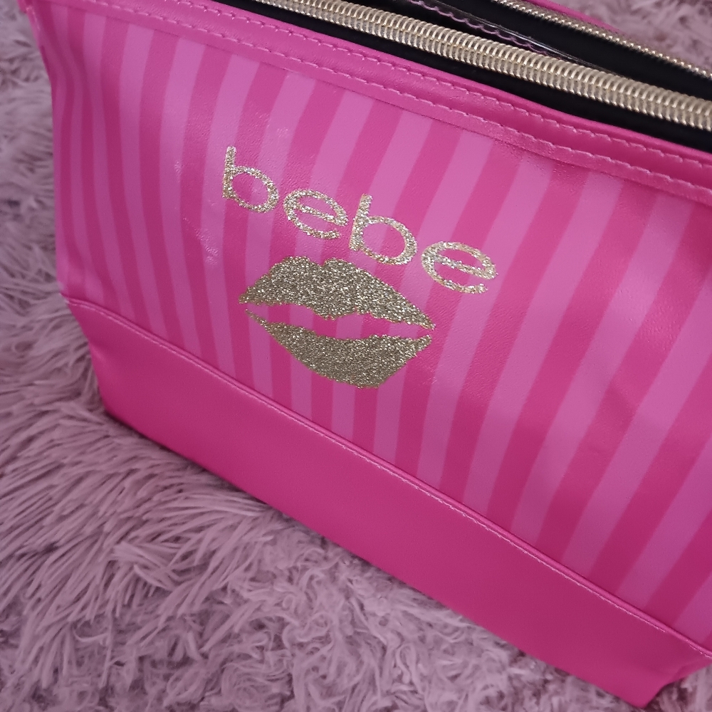 Cosmetic bag